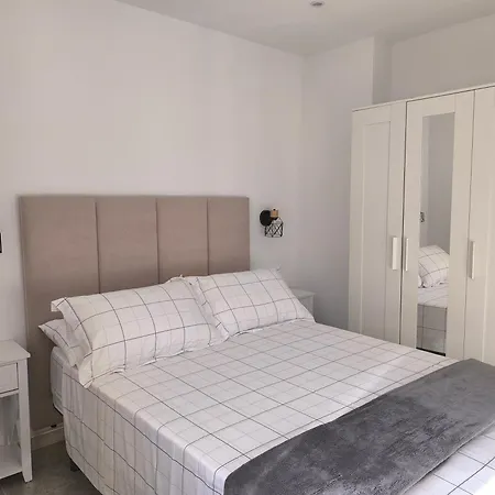 Suzanne Apartment Nerja